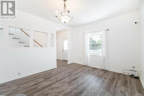 73 Hope Avenue, Hamilton, ON - Indoor Photo Showing Other Room