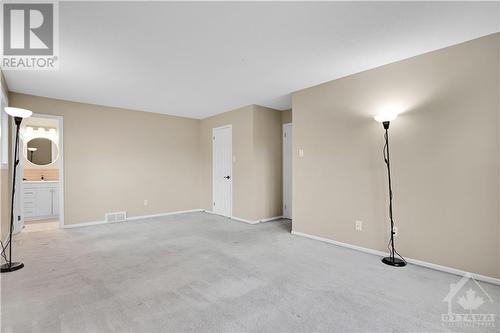 28 Phylis Street, Ottawa, ON - Indoor