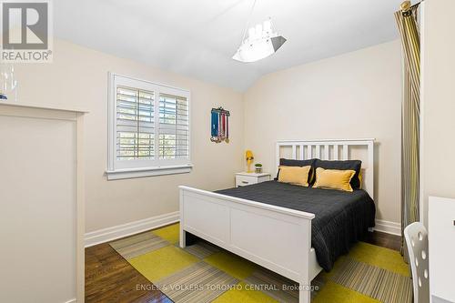 365 2Nd Avenue E, Owen Sound, ON - Indoor Photo Showing Bedroom