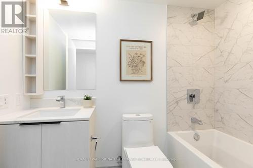 2307 - 82 Dalhousie Street, Toronto, ON - Indoor Photo Showing Bathroom