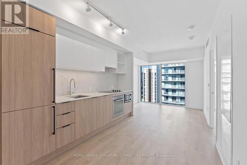 3115 - 82 Dalhousie Street, Toronto, ON - Indoor Photo Showing Kitchen