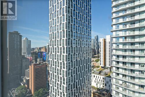 3115 - 82 Dalhousie Street, Toronto, ON - Outdoor With Facade