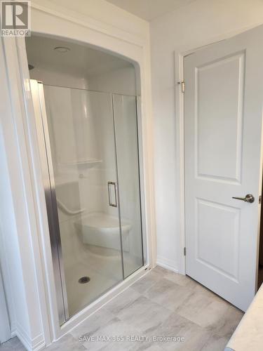 172 Bur Oak Drive, Thorold, ON - Indoor Photo Showing Bathroom