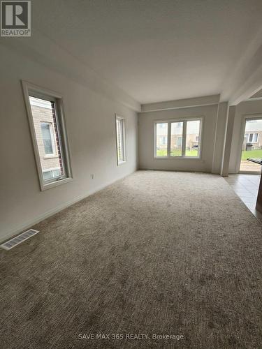 172 Bur Oak Drive, Thorold, ON - Indoor Photo Showing Other Room