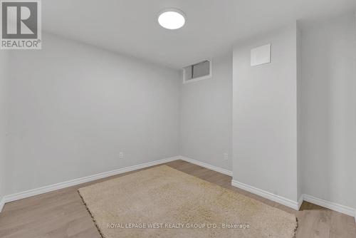 9 Webb Street, Barrie, ON - Indoor Photo Showing Other Room