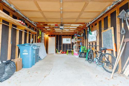 273 Wales Avenue, Winnipeg, MB - Indoor Photo Showing Garage