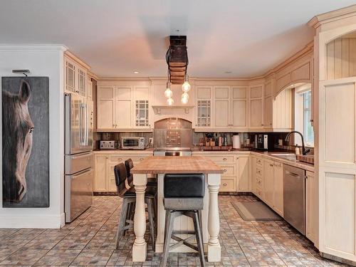 Cuisine - 1380 Rue De La Réserve, Saint-Lucien, QC - Indoor Photo Showing Kitchen