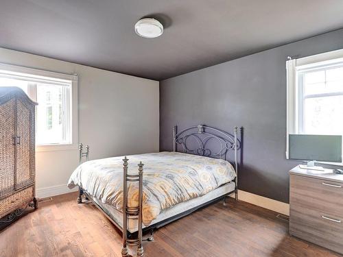 Chambre Ã Â coucher - 1380 Rue De La Réserve, Saint-Lucien, QC - Indoor Photo Showing Bedroom