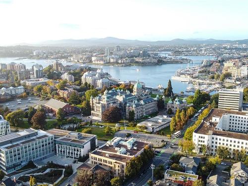 702-647 Michigan St, Victoria, BC - Outdoor With Body Of Water With View