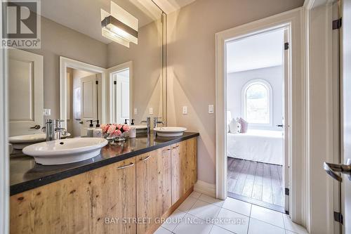 80 Churchill Avenue, Toronto, ON - Indoor Photo Showing Bathroom