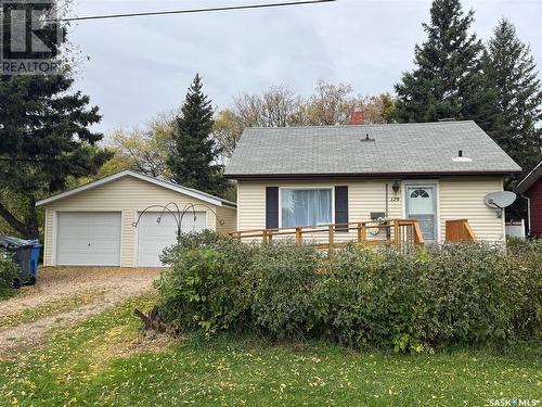 129 Nelson Avenue E, Blaine Lake, SK - Outdoor