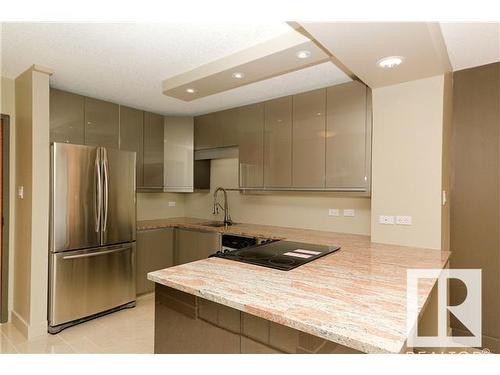 #1805 10011 123 St Nw, Edmonton, AB - Indoor Photo Showing Kitchen