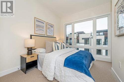 126 Credit Lane, Richmond Hill, ON - Indoor Photo Showing Bedroom