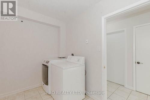 7094 Darcel Avenue, Mississauga, ON - Indoor Photo Showing Laundry Room