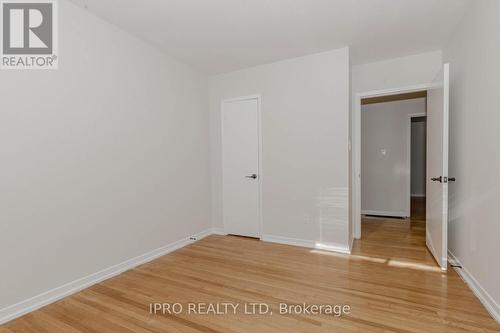 7094 Darcel Avenue, Mississauga, ON - Indoor Photo Showing Other Room