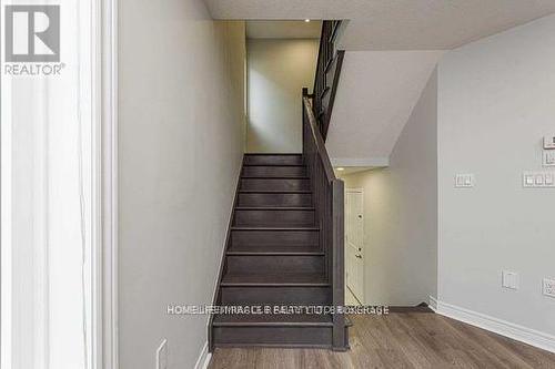 30 Cittadella Boulevard, Hamilton, ON - Indoor Photo Showing Other Room