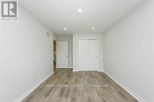 30 Cittadella Boulevard, Hamilton, ON - Indoor Photo Showing Other Room