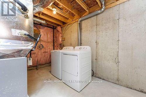 30 Cittadella Boulevard, Hamilton, ON - Indoor Photo Showing Laundry Room