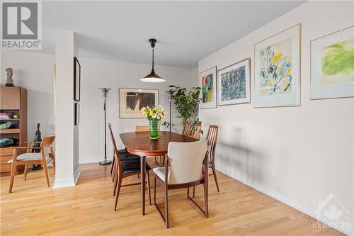 71 Somerset Street W Unit#1006, Ottawa, ON - Indoor Photo Showing Dining Room