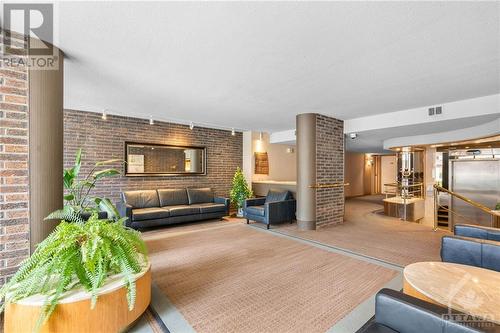 71 Somerset Street W Unit#1006, Ottawa, ON - Indoor With Fireplace