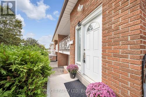 734 Eaglemount Crescent, Mississauga, ON - Outdoor With Exterior