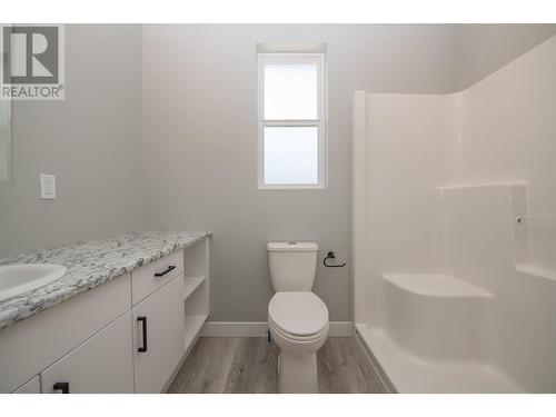 2508 Shuswap Avenue Unit# 9, Lumby, BC - Indoor Photo Showing Bathroom