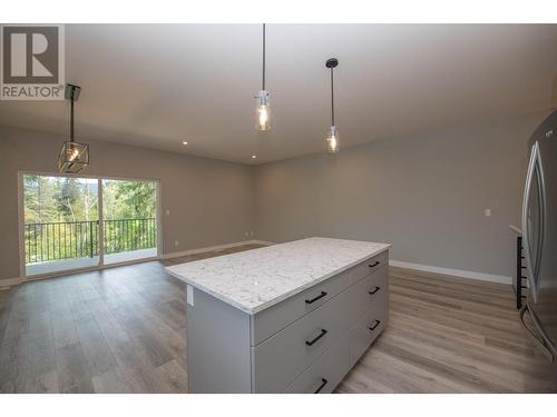 2508 Shuswap Avenue Unit# 9, Lumby, BC - Indoor Photo Showing Kitchen