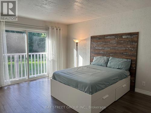 7258 9Th Line, New Tecumseth, ON - Indoor Photo Showing Bedroom