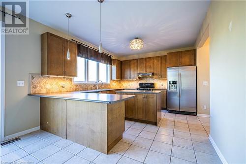 48 Dellgrove Circle, Cambridge, ON - Indoor Photo Showing Kitchen