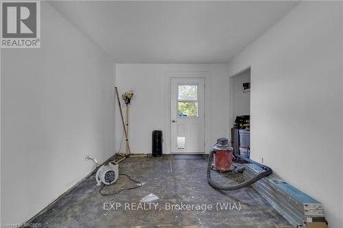 58 Albert Street, Ashfield-Colborne-Wawanosh, ON - Indoor Photo Showing Other Room