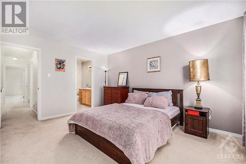 1672 Locksley Lane, Ottawa, ON - Indoor Photo Showing Bedroom