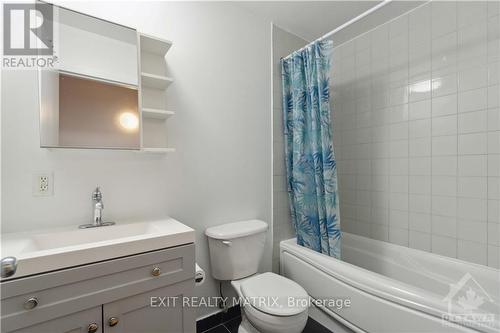 904 - 179 George Street, Ottawa, ON - Indoor Photo Showing Bathroom