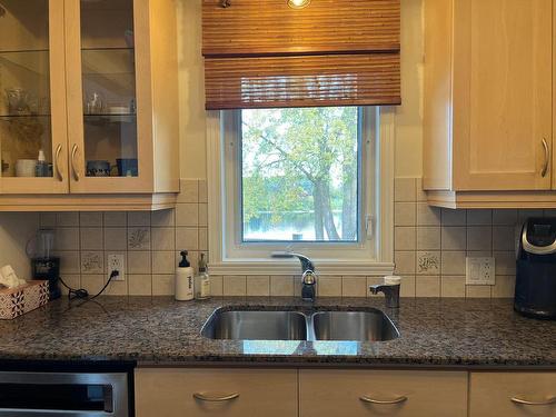 Kitchen - 202-1508 Boul. Des Chenaux, Trois-Rivières, QC - Indoor Photo Showing Kitchen With Double Sink