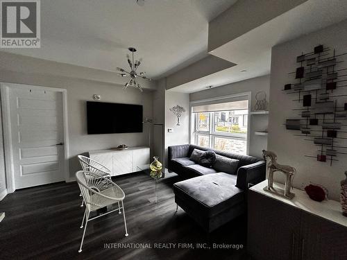 129 - 128 Grovewood Common Court, Oakville, ON - Indoor Photo Showing Living Room