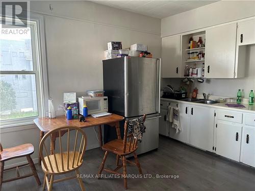 24 Marlborough Street S, Cornwall (717 - Cornwall), ON - Indoor Photo Showing Kitchen With Double Sink