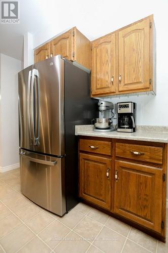 67 Farmington Avenue, Aylmer (Ay), ON - Indoor Photo Showing Kitchen