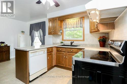 67 Farmington Avenue, Aylmer (Ay), ON - Indoor Photo Showing Kitchen