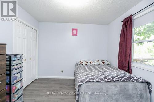 67 Farmington Avenue, Aylmer (Ay), ON - Indoor Photo Showing Bedroom