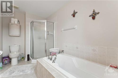 4220 Kelly Farm Drive, Ottawa, ON - Indoor Photo Showing Bathroom