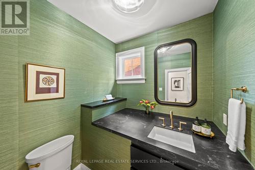 183 Lawrence Avenue E, Toronto, ON - Indoor Photo Showing Bathroom