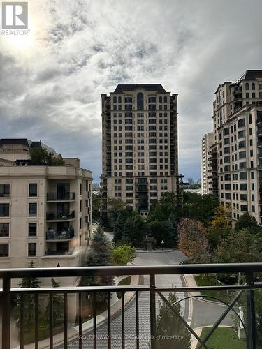 613 - 676 Sheppard Avenue E, Toronto, ON - Outdoor With Balcony