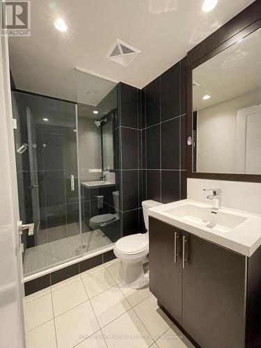 2002 - 2 Anndale Drive, Toronto, ON - Indoor Photo Showing Bathroom