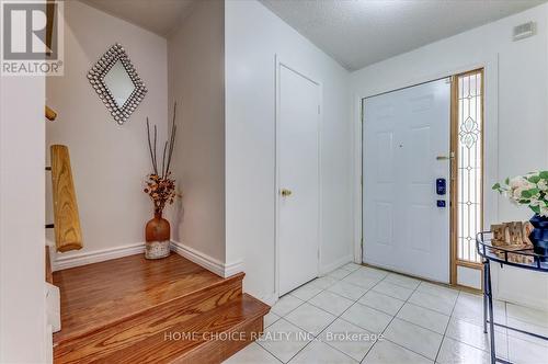 105 Empringham Drive, Toronto, ON - Indoor Photo Showing Other Room