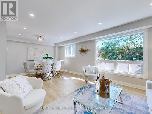 83 Glen Springs Drive, Toronto, ON - Indoor Photo Showing Living Room