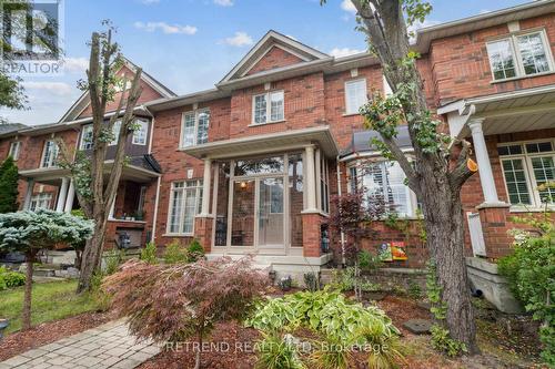 48 Catalina Crescent, Richmond Hill, ON - Outdoor With Facade