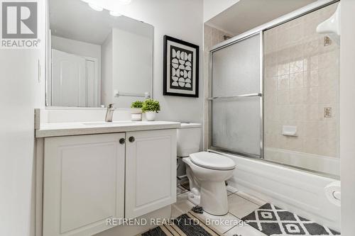 48 Catalina Crescent, Richmond Hill, ON - Indoor Photo Showing Bathroom