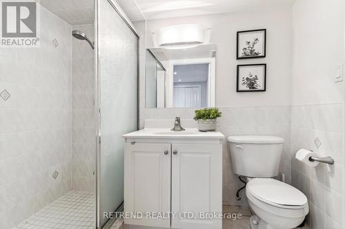 48 Catalina Crescent, Richmond Hill, ON - Indoor Photo Showing Bathroom