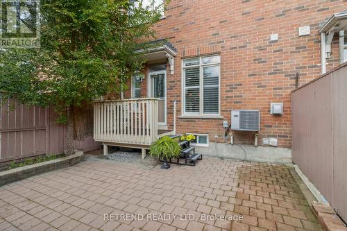 48 Catalina Crescent, Richmond Hill, ON - Outdoor With Exterior