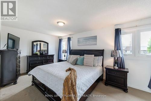 128 Fanshawe Drive, Brampton, ON - Indoor Photo Showing Bedroom