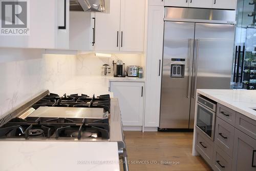 118 Barton Boulevard, Blue Mountains, ON - Indoor Photo Showing Kitchen